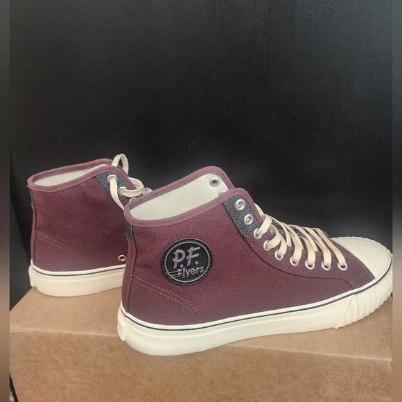 Mens Size 8/Womens Size 9.5 P.F. FLYERS Maroon High-Top Sneakers - Picture 2 of 12
